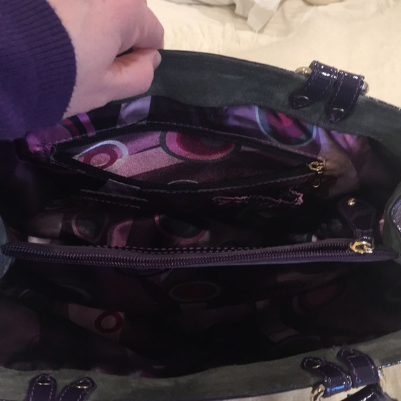 Beautiful Italian suede tote from Claudia Firenze - Picture 2 of 3